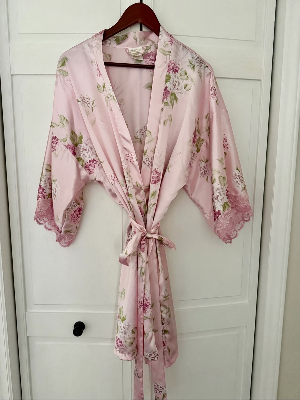 Secret Treasures Pink Floral Satin Robe with Lace Trim